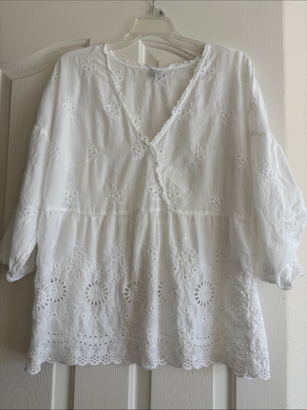 J. Jill White Embroidered Eyelet V-Neck Blouse